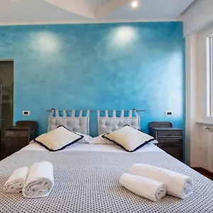  Apartamento Stylish Air Conditionig Wifi Tv 50 Metro 4 Minutes Away